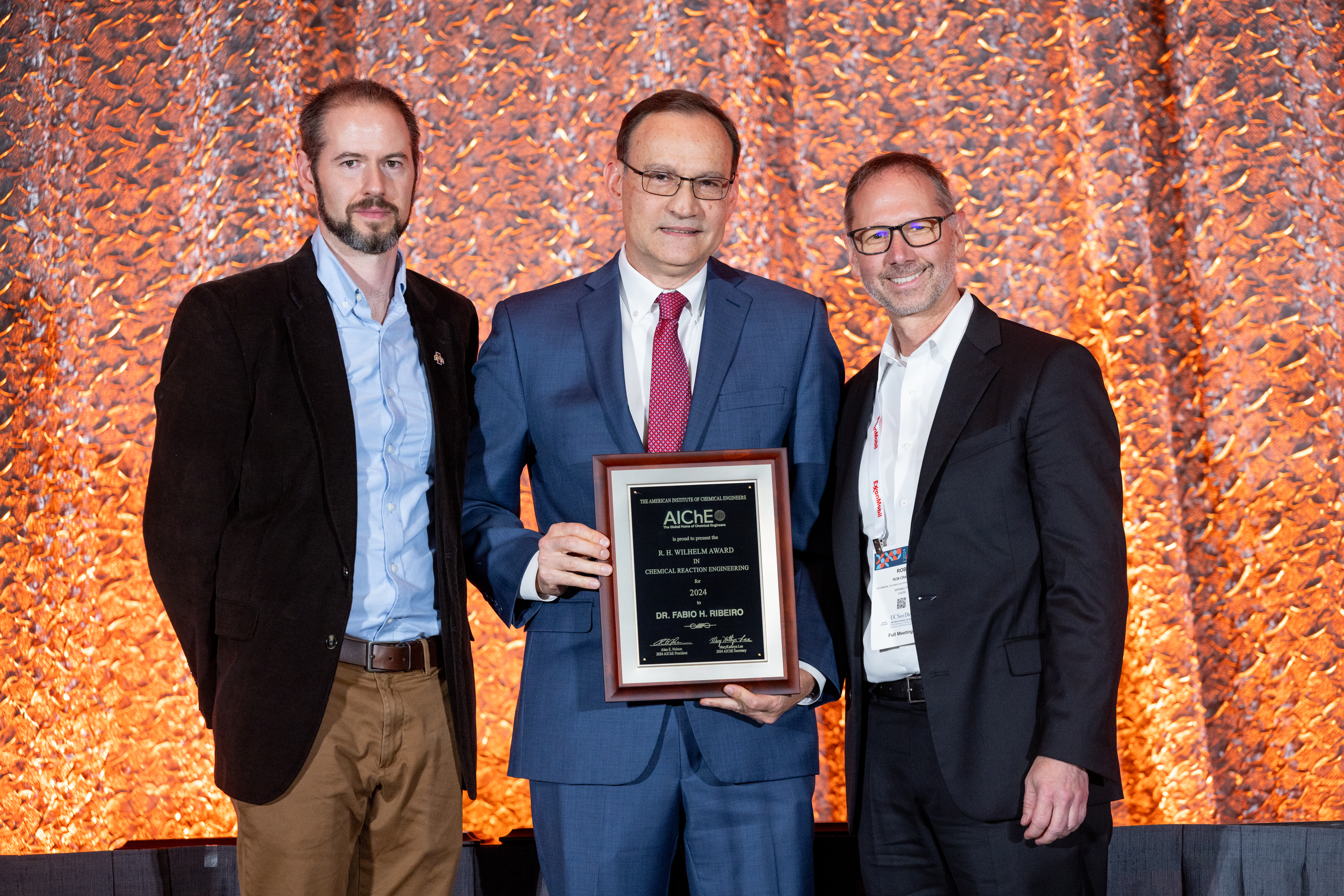 Dr. Fabio H. Ribeiro (center) with Awards Selection Committee Chair Nigel Reuel (left) and Robert Crane, ExxonMobil Research & Engineering Company (right)